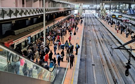 La subvención al transporte público no consigue reducir el tráfico en Madrid, según un estudio
