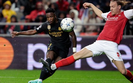 Vinicius acelera para el clásico