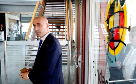El instructor del TAD también propone inhabilitar tres años a Luis Rubiales