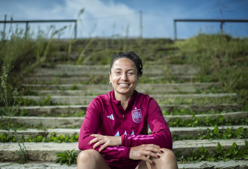 Ivana Andrés, futbolista de la selección: “Lo que más nos enorgullece es haber ido todas a una”