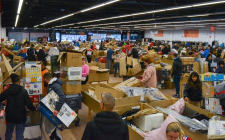 ‘Tablets’ al precio de sandalias: el almacén que vende a 20 euros lo que Amazon no quiere