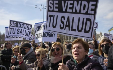 El caos de la Atención Primaria en Madrid expulsa a los pacientes hacia las urgencias de los hospitales