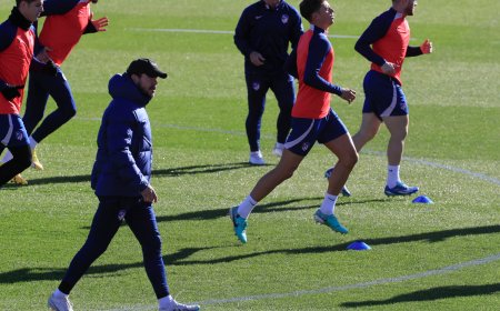 El Simeone más ofensivo ante el Barcelona, al que nunca ganó a domicilio