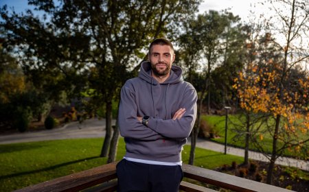 David López, central del Girona: “Es muy complicado quitarnos el balón”