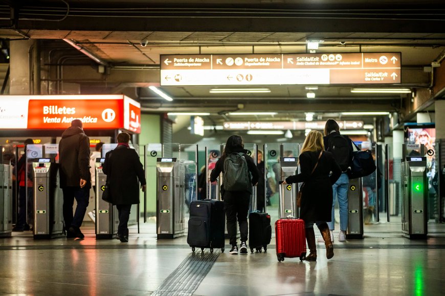 Una nueva avería en Cercanías de Madrid provoca que los pasajeros hayan estado hasta una hora parados