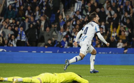 La Real rescata un punto frente al Alavés en el descuento