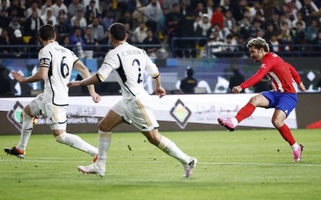 Real Madrid - Atlético, la semifinal de la Supercopa en directo | Griezmann empata el partido con un tanto histórico