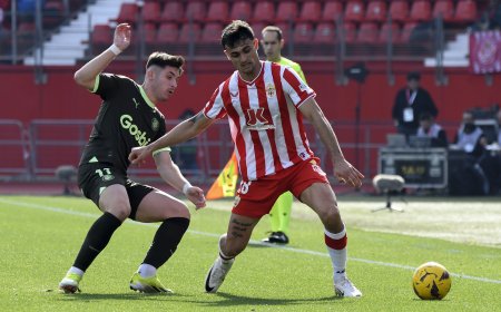 El Almería perdona a un Girona desconocido