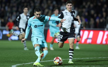 La defensa golea en el Barça
