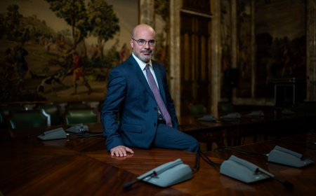 Francisco Martín, delegado del Gobierno en Madrid: “Ayuso miente, lo que no quiere es explicar su gestión”