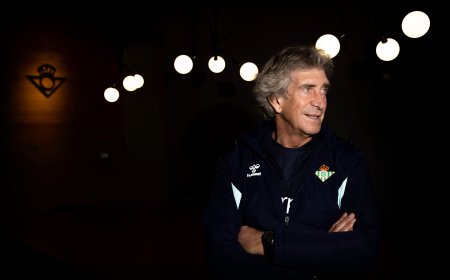 Manuel Pellegrini: “Los futbolistas deberían exponerse menos en redes”