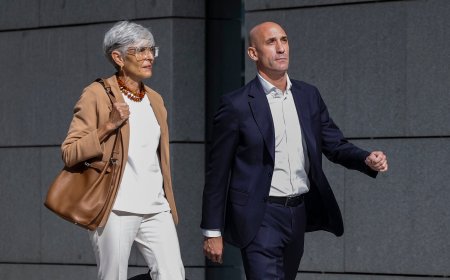 El juez propone juzgar a Rubiales por el beso no consentido a Jennifer Hermoso