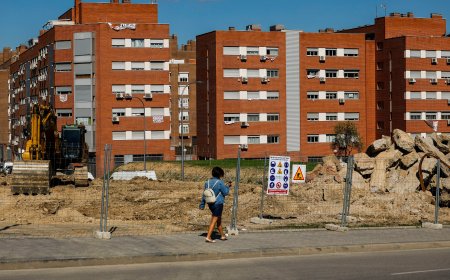 El Defensor del Pueblo pide a Madrid que justifique la ubicación de los cantones de Montecarmelo y Vicálvaro
