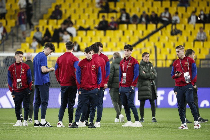Real Madrid - Barcelona, en directo | Final Supercopa 2024: Blancos y azulgranas se disputan el primer título de la temporada