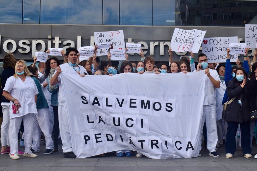 La UCI pediátrica de La Paz se queda sin médicos tras el regreso del jefe, acusado de acoso laboral