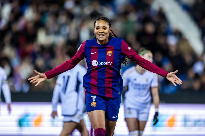 El Barça cumple con la costumbre: goleada ante el Madrid y a la final de la Supercopa