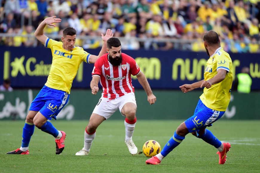 Cádiz y Athletic empatan en un partido que no pasará a la historia