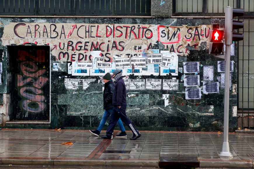 La Atención Primaria en el Madrid de Ayuso: médicos obligados a cambiar de pacientes y centro de salud en 16 horas