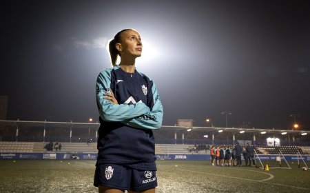 Virginia Torrecilla: “El fútbol profesional me quita mucho más de lo que me da”
