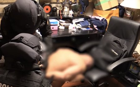 La banda de extorsionadores que se reunía después de hacer abdominales