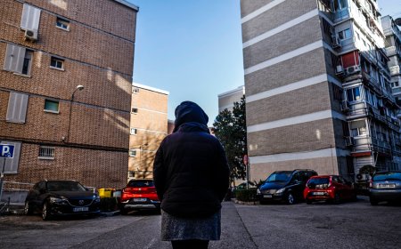 Regalos y secretos en clase de Alexis, el monitor acusado de agresión sexual en un colegio de Madrid
