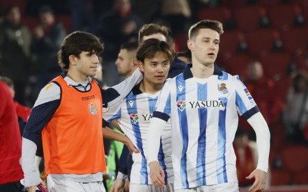 Take Kubo renueva por la Real Sociedad hasta 2029 en vísperas de viajar a París