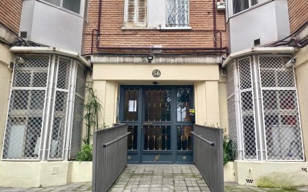 Carlos, el quiosquero de Aluche que murió en casa mientras su madre Rosa descansaba en otra habitación
