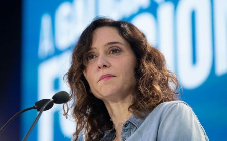 Los argumentos contradictorios de Ayuso sobre residencias: del “se ha peleado por cada vida” al “no se salvaban en ningún sitio”