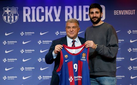 Ricky Rubio, presentado como jugador del Barcelona: “Lo que le pedí al Barça no era fácil”