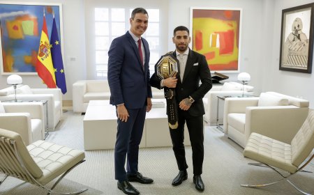 Pedro Sánchez recibe a Ilia Topuria, campeón mundial en la categoría peso pluma de la UFC