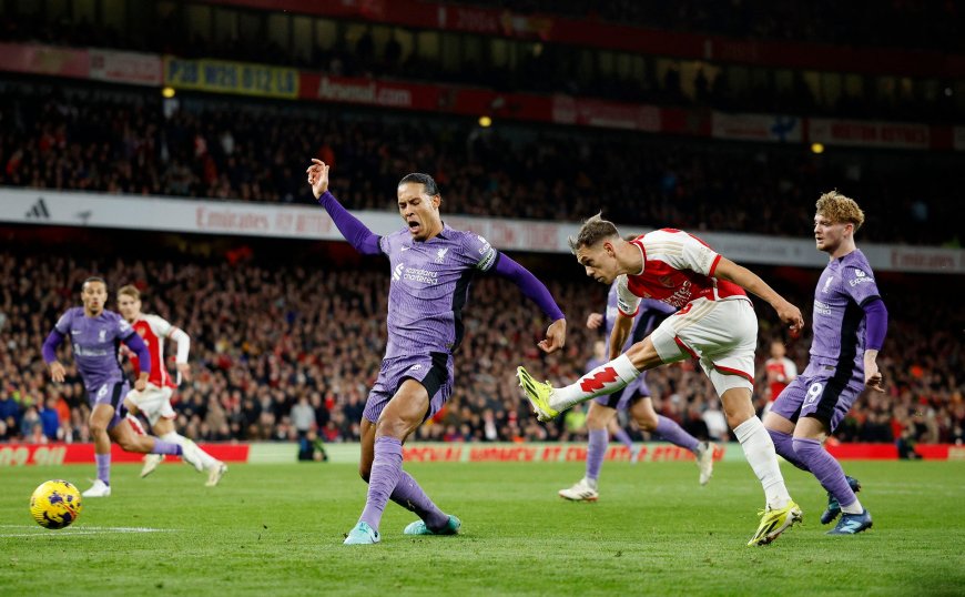 El Arsenal vence al Liverpool, Kroenke se impone a Klopp