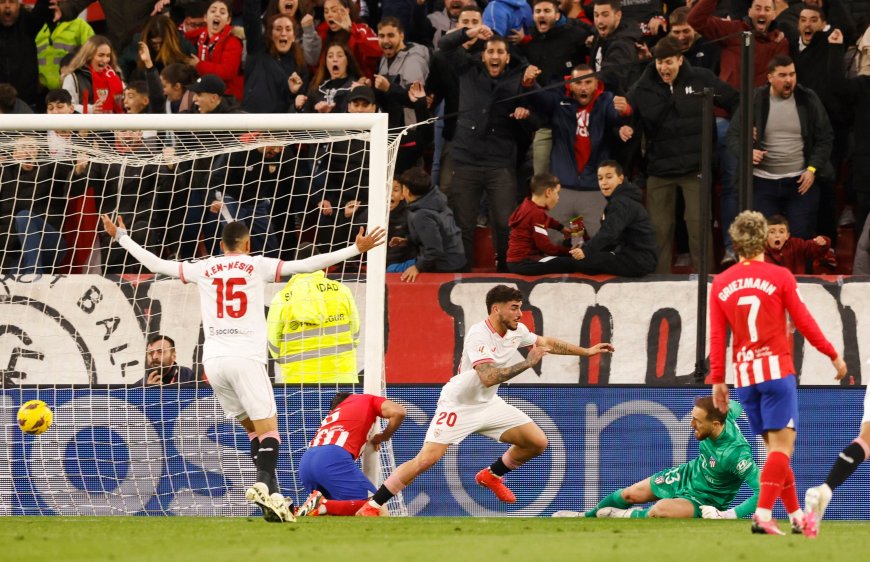 El mejor Sevilla del año acaba con un Atlético fundido