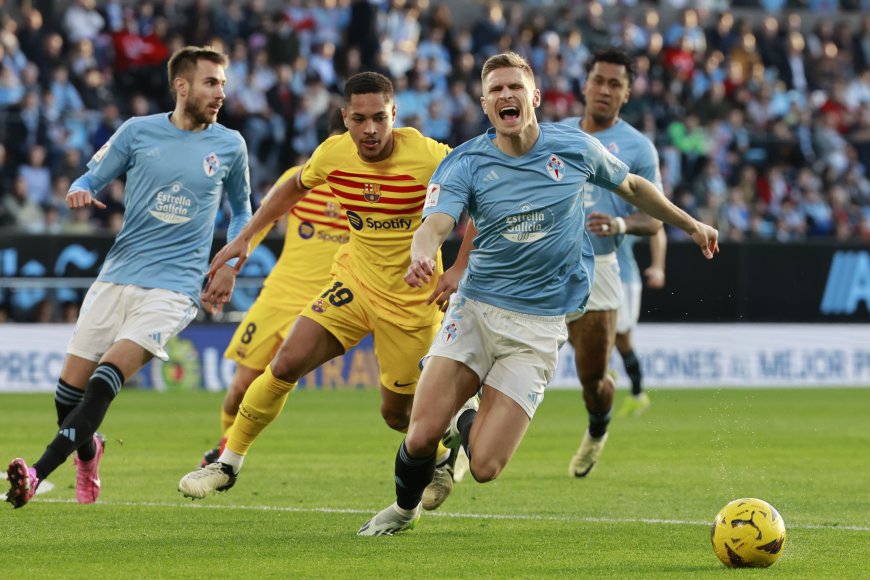 Celta - Barcelona, en directo | Guaita y Ter Stegen mantienen el partido sin goles en Balaídos