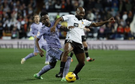 Valencia - Real Madrid, en directo | Vinicius se apunta un doblete y empata el encuentro