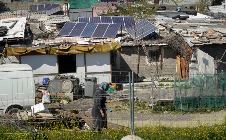 Acuerdo para invertir 330 millones durante 10 años en los realojos de la Cañada Real