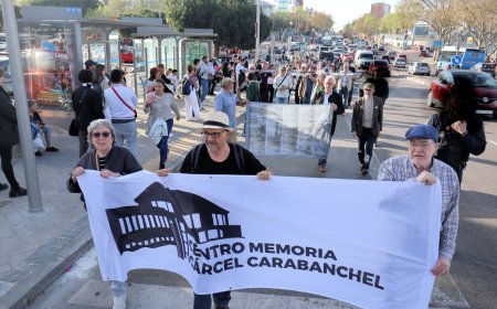 601 euros de multa a un madrileño de 71 años por usar un megáfono en una manifestación: “No canté. Animé a la gente”