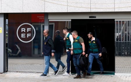 La Guardia Civil rastrea millones de correos de la federación de fútbol en la era de Rubiales