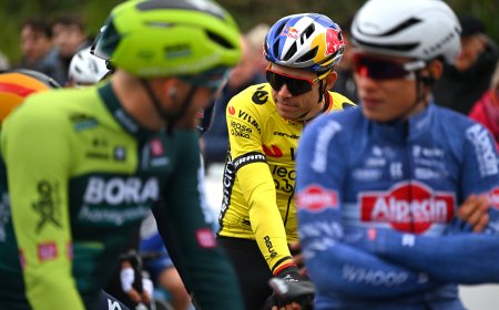 Wout van Aert se rompe la clavícula y varias costillas en A Través de Flandes