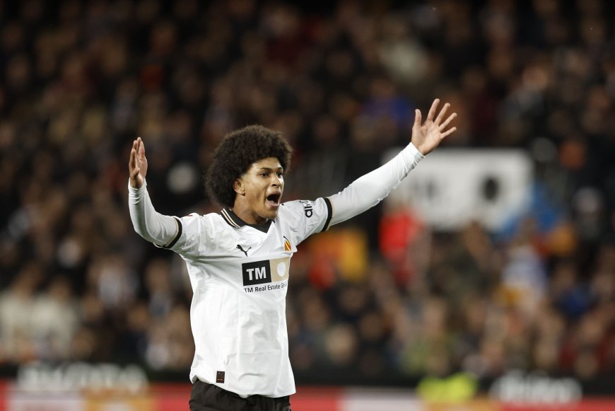Peter Federico, cuando el racismo en el fútbol viaja en todas las direcciones