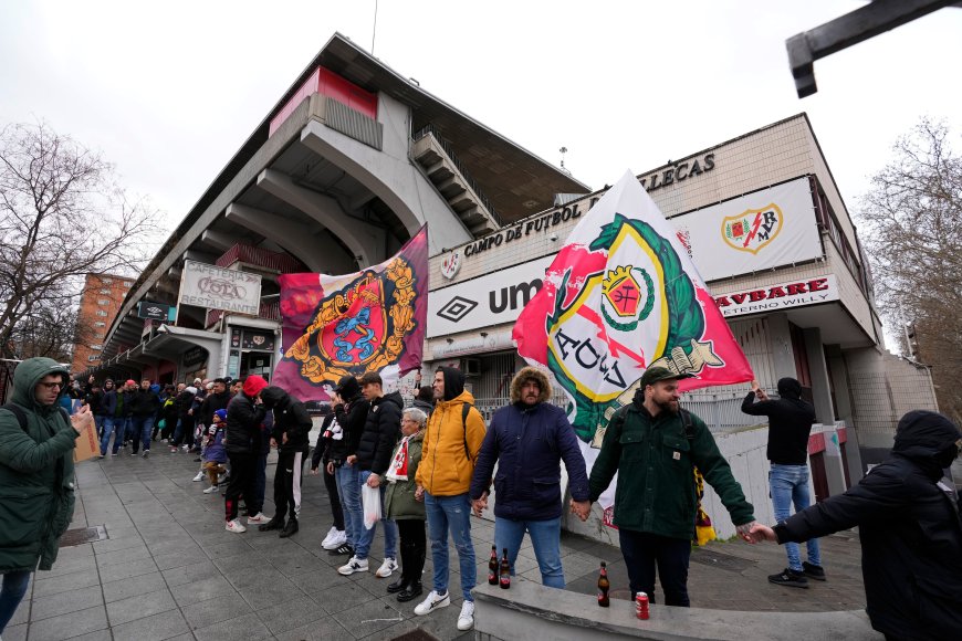 Fútbol insostenible, Vallecas siempre