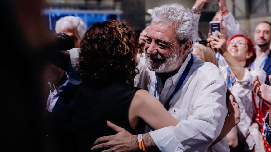 Así fabrica bulos Miguel Ángel Rodríguez para poner a periodistas en la diana