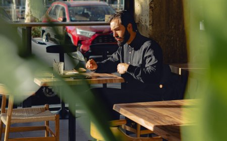 Lugares para pasar un extraordinario día normal en Madrid: un oasis del teletrabajo, la coctelería de moda y la mejor pizza