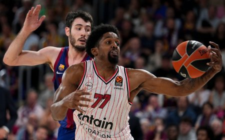 El Barcelona se enreda ante el Olympiacos