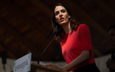 Almeida eleva el tono y acusa a Sánchez de ser “el jefe de una trama corrupta”