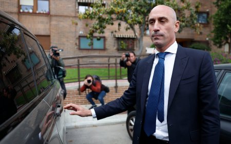 El juez abre juicio oral a Rubiales por agresión sexual y coacciones a Jenni Hermoso