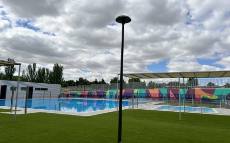 El Ayuntamiento de Madrid solo abre 17 de las 24 piscinas de verano por San Isidro