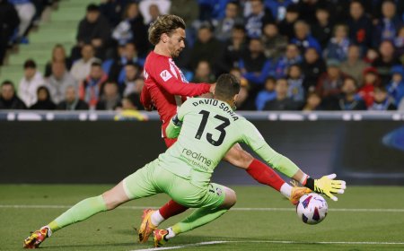 Griezmann juega a ser Griezmann y el Atlético pasa por encima del Getafe