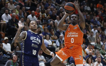 El Murcia sorprende al Valencia Basket con una zona