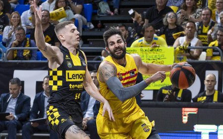 El Barcelona, a semifinales, aunque el Tenerife plantó cara