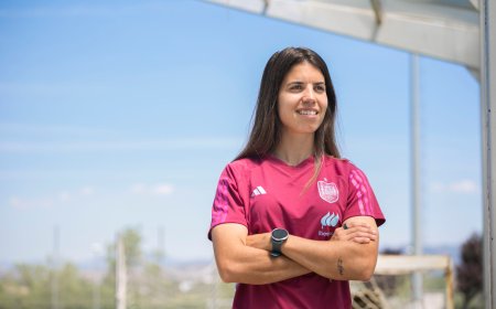 Alba Redondo: “Ser un referente para las niñas implica exigencia, pero da muchísima alegría”